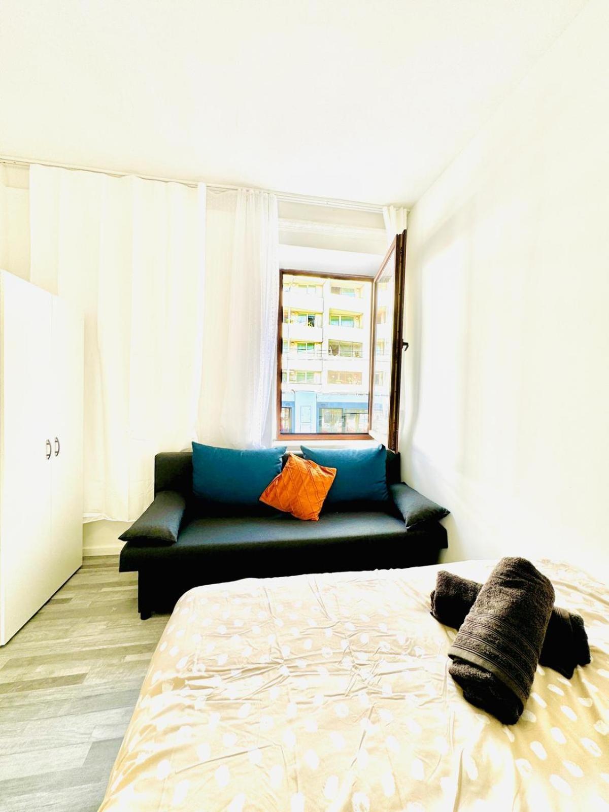 Very Spacious Apartment For Up To 7P With Great Location Wien Exterior foto