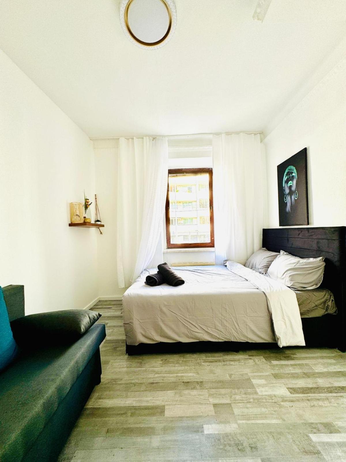 Very Spacious Apartment For Up To 7P With Great Location Wien Exterior foto