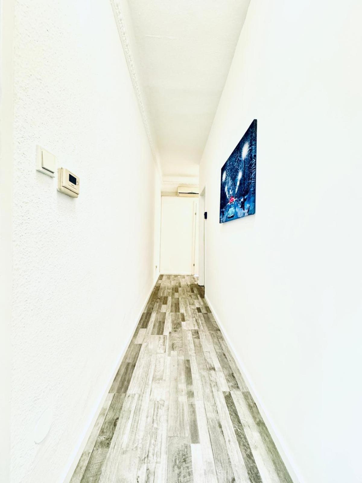 Very Spacious Apartment For Up To 7P With Great Location Wien Exterior foto